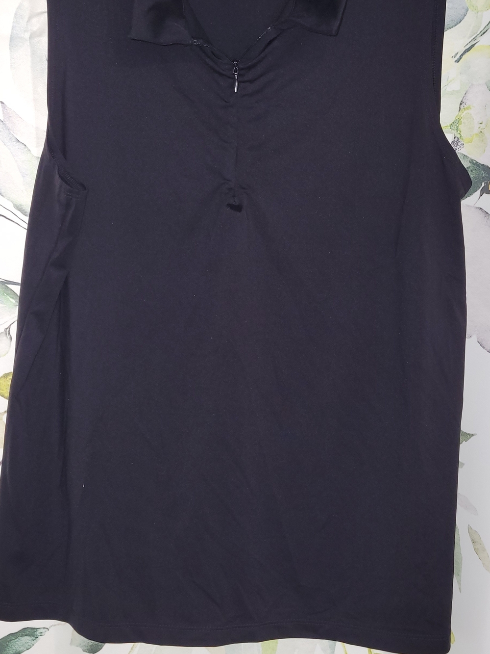 Tommy Bahama Black Zip-Neck Sleeveless Polo Tank